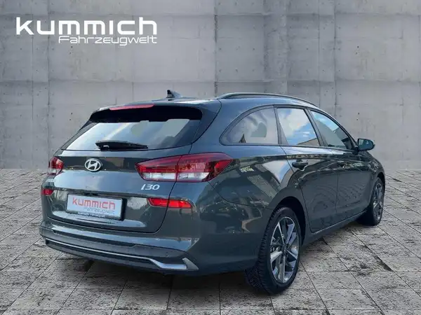 HYUNDAI I30 KOMBI ADVANTAGE (4/15)