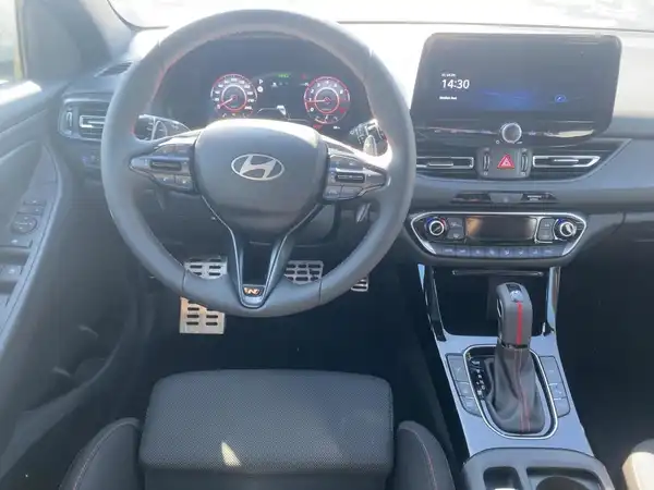 HYUNDAI I30 KOMBI N LINE (8/15)