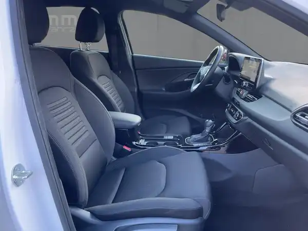 HYUNDAI I30 KOMBI ADVANTAGE (11/15)