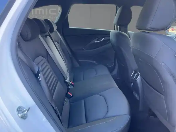 HYUNDAI I30 KOMBI ADVANTAGE (12/15)