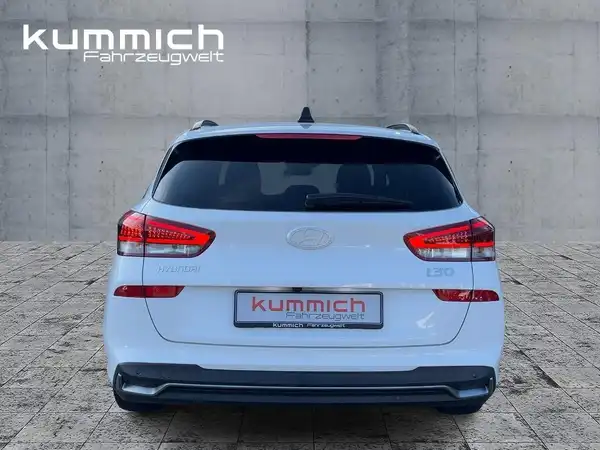 HYUNDAI I30 KOMBI ADVANTAGE (5/15)
