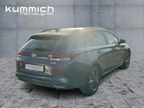 HYUNDAI I30 KOMBI ADVANTAGE (3/15)