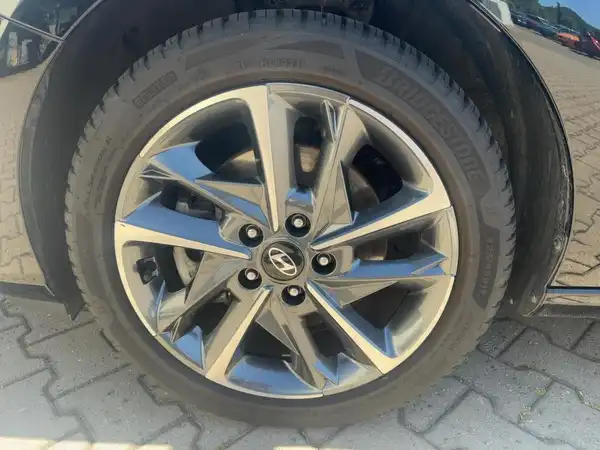 HYUNDAI I30 KOMBI ADVANTAGE (7/15)
