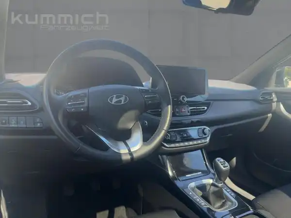 HYUNDAI I30 KOMBI ADVANTAGE (8/15)