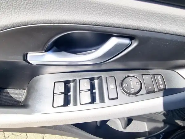 HYUNDAI I30 KOMBI (14/15)