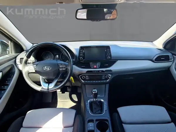 HYUNDAI I30 KOMBI (8/15)