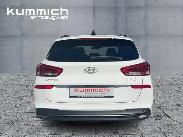 HYUNDAI I30 KOMBI ADVANTAGE (5/15)