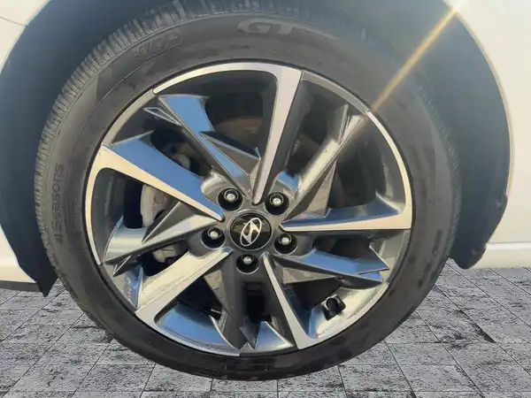 HYUNDAI I30 KOMBI ADVANTAGE (7/15)