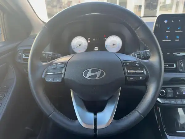 HYUNDAI I30 KOMBI ADVANTAGE (9/15)