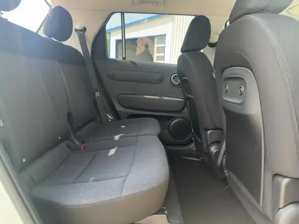 HYUNDAI INSTER PRIME (12/15)