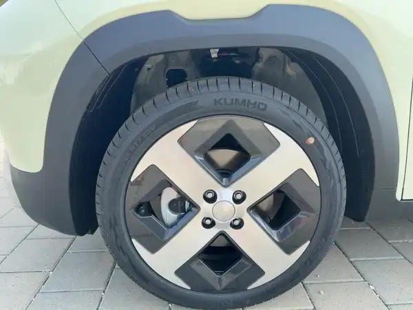 HYUNDAI INSTER PRIME (7/15)