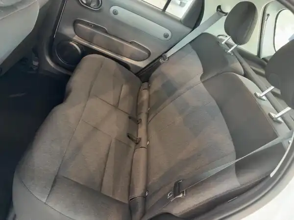 HYUNDAI INSTER SELECT (12/14)