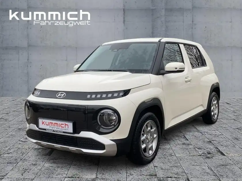 HYUNDAI INSTER TREND (1/16)