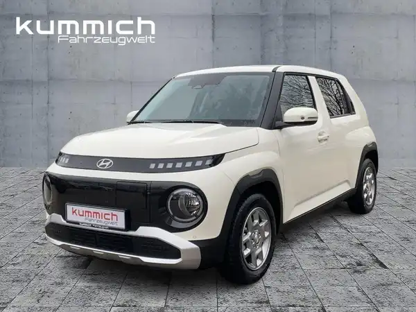 HYUNDAI INSTER TREND (1/15)