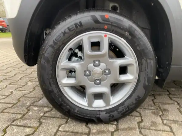 HYUNDAI INSTER TREND (7/15)