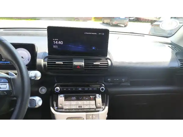 HYUNDAI INSTER PRIME (10/14)