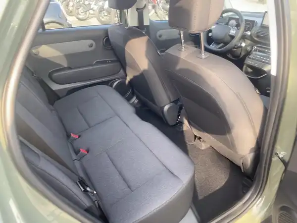 HYUNDAI INSTER SELECT (12/15)