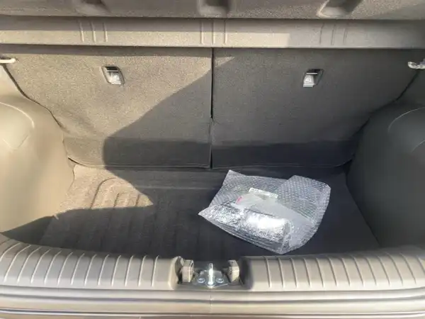 HYUNDAI INSTER SELECT (13/15)