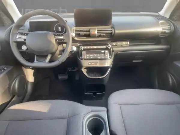 HYUNDAI INSTER SELECT (8/15)