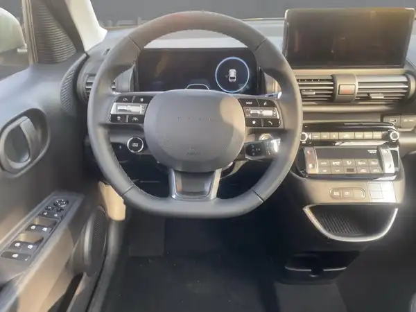 HYUNDAI INSTER SELECT (9/15)