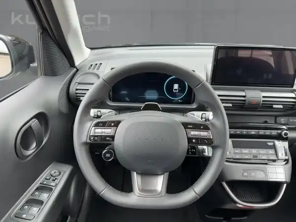 HYUNDAI INSTER SELECT (9/15)