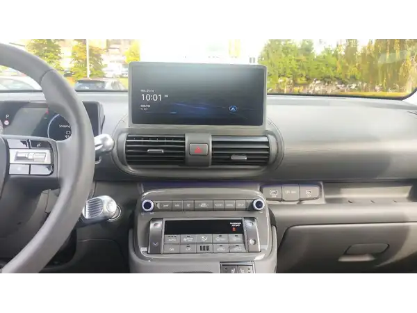 HYUNDAI INSTER (10/14)