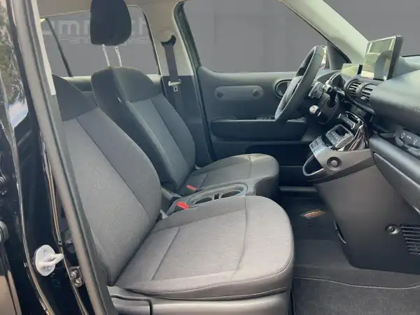 HYUNDAI INSTER SELECT (11/14)