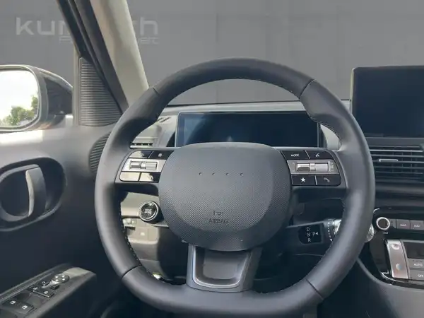 HYUNDAI INSTER SELECT (9/14)
