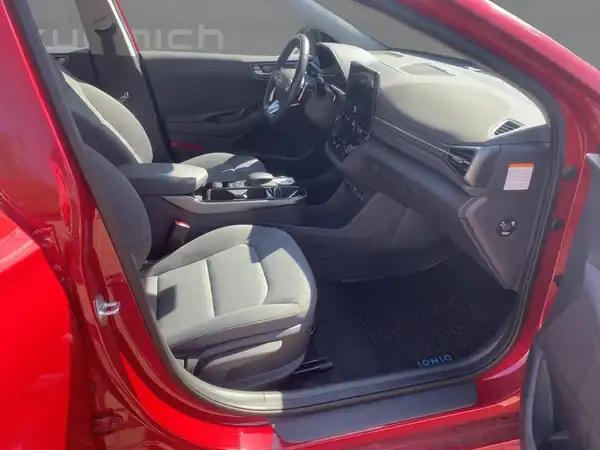 HYUNDAI IONIQ (11/15)