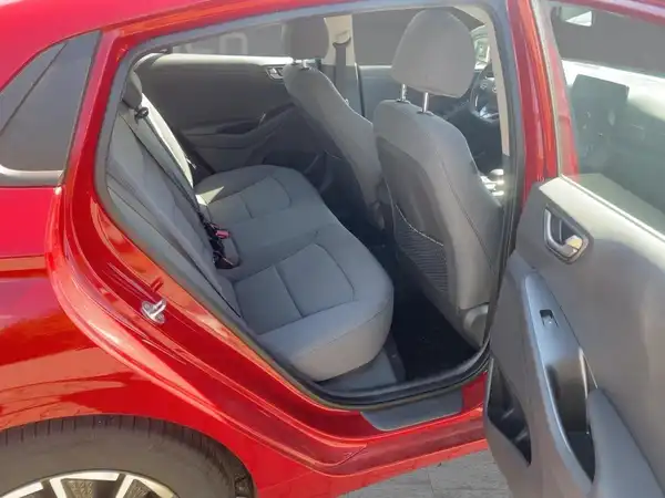 HYUNDAI IONIQ (12/15)