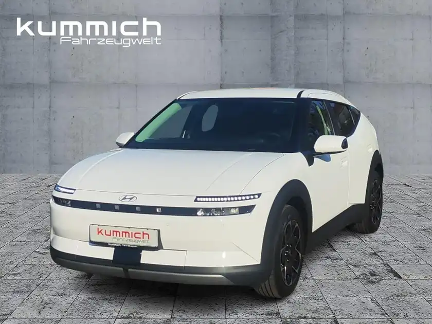HYUNDAI IONIQ (1/15)