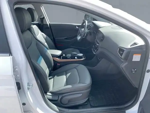 HYUNDAI IONIQ (11/15)