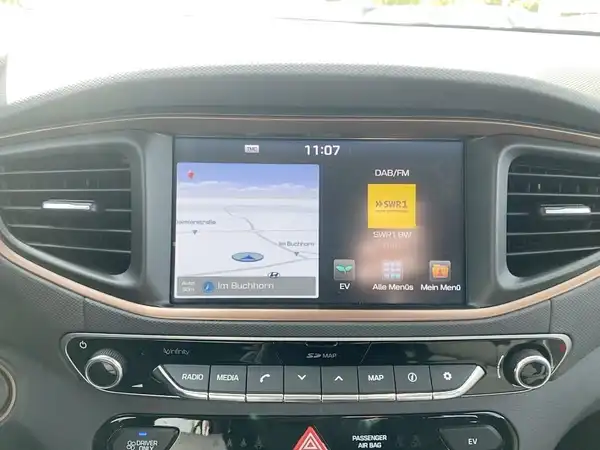 HYUNDAI IONIQ (10/15)