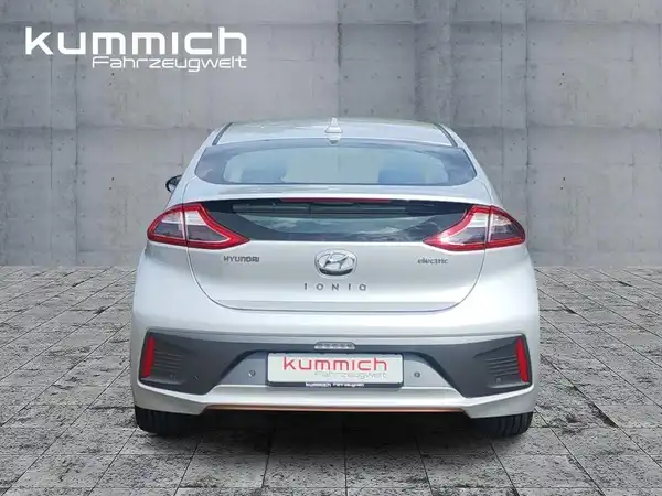 HYUNDAI IONIQ (3/15)