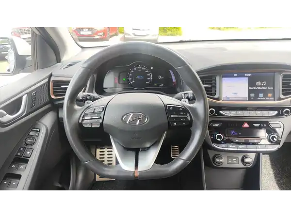 HYUNDAI IONIQ (9/15)