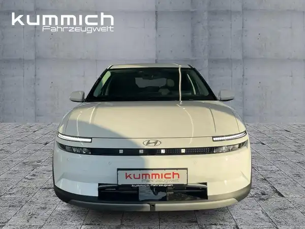 HYUNDAI IONIQ (2/15)