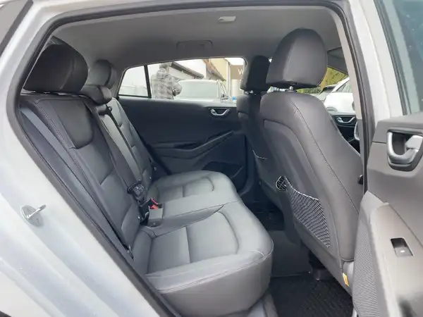 HYUNDAI IONIQ (12/15)