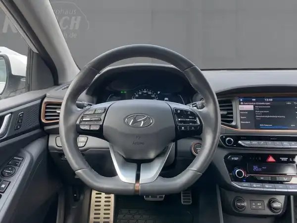 HYUNDAI IONIQ (9/15)