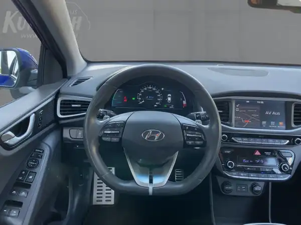 HYUNDAI IONIQ (9/15)