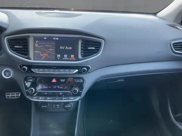 HYUNDAI IONIQ (10/15)