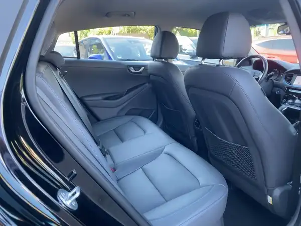 HYUNDAI IONIQ (12/15)