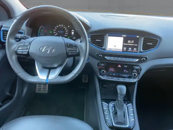 HYUNDAI IONIQ (8/15)