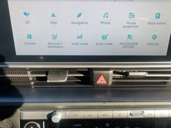 HYUNDAI IONIQ 6 (10/15)
