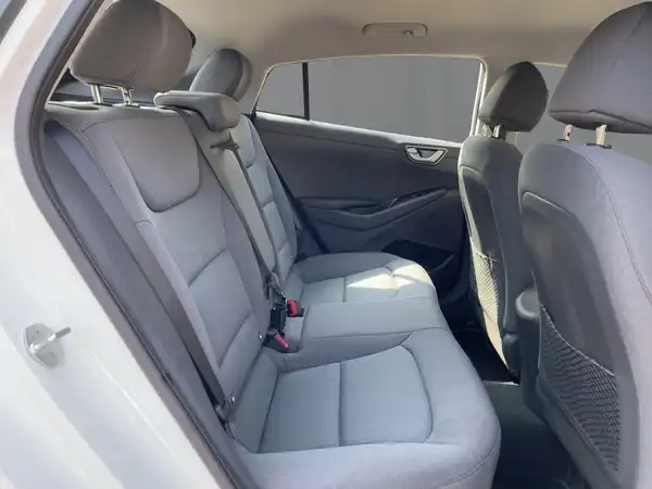 HYUNDAI IONIQ (12/14)