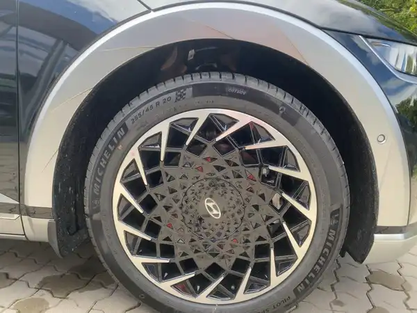 HYUNDAI IONIQ 5 N (7/14)