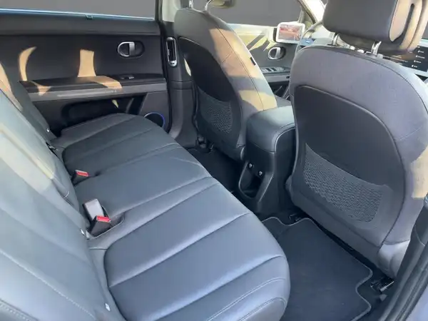 HYUNDAI IONIQ 5 UNIQ (12/15)