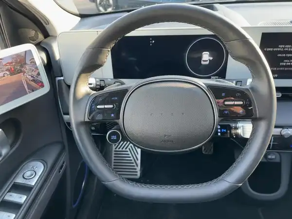 HYUNDAI IONIQ 5 UNIQ (9/15)