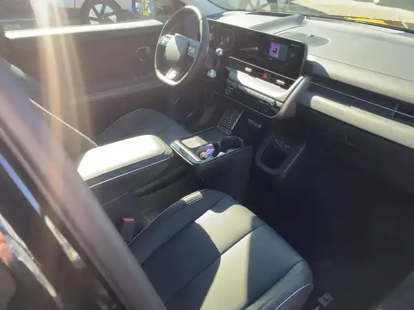 HYUNDAI IONIQ 5 UNIQ (11/15)