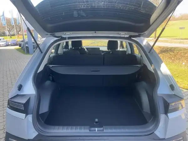 HYUNDAI IONIQ 5 (12/13)