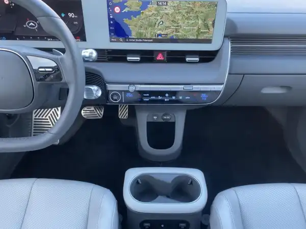 HYUNDAI IONIQ 5 UNIQ (10/15)